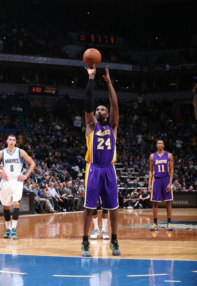 九游体育-篮球大师赛掀起高潮，关东旋风队翻盘皖江麒麟队，战至最后一刻——客场静默反击(机关运动会篮球联赛)