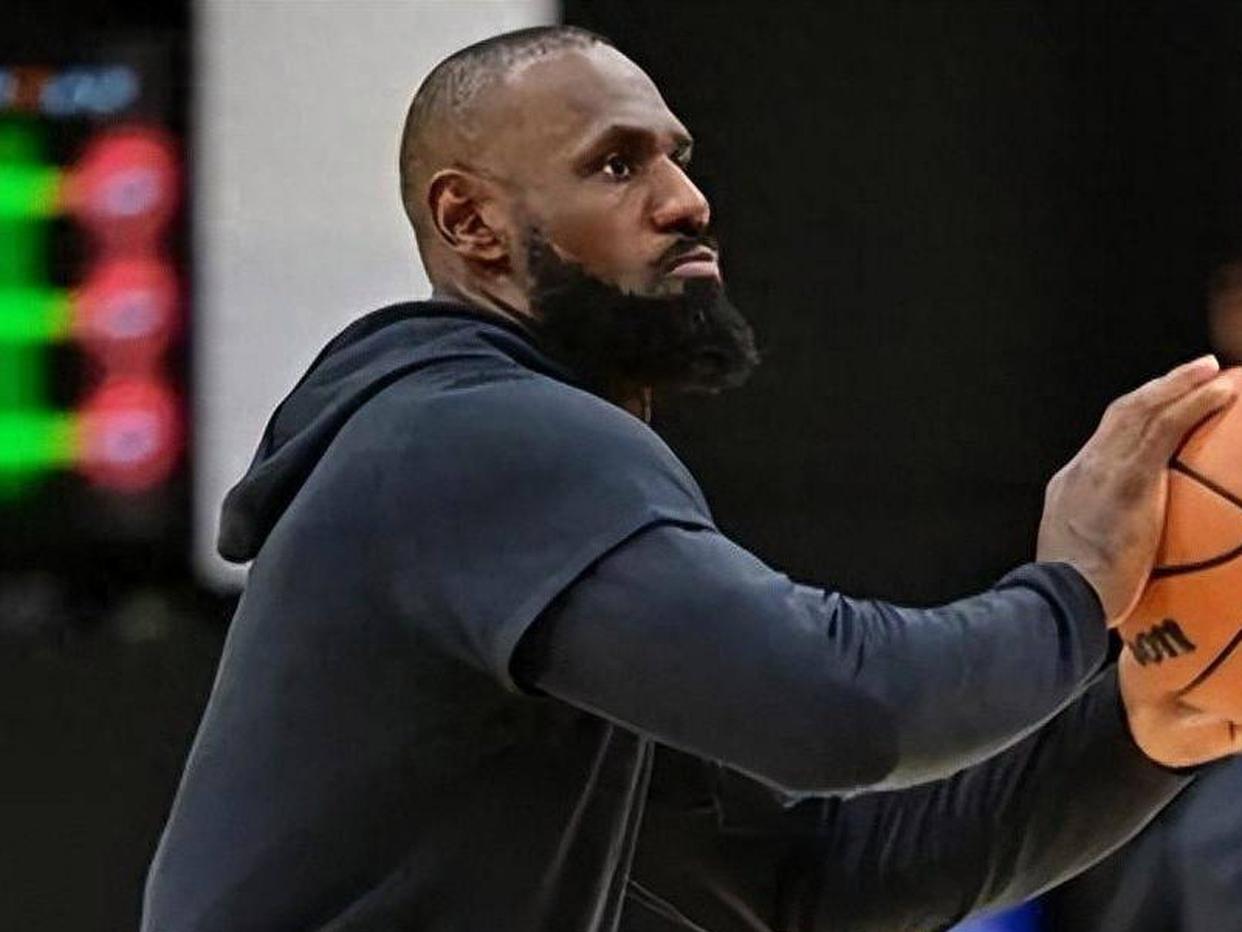 九游娱乐-詹姆斯在快船比赛中回归赛场，高光表现引发热议！的简单介绍