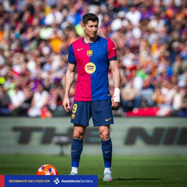 九游娱乐-包含莱万多夫斯基迎来五赛季高光表现，巴塞罗那球迷沸腾！的词条